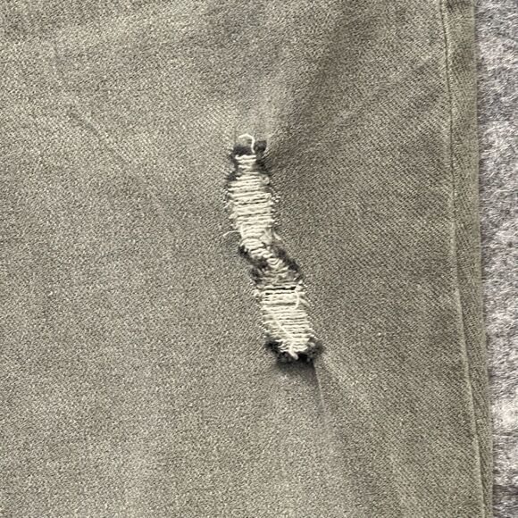 NWT INC International Concepts Denim Jeans Womens Gray Size 6/28 Ripped Straight - Picture 14 of 16